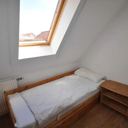 Nr 70 - Im Gartenland